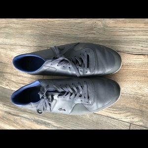 Men Shoes